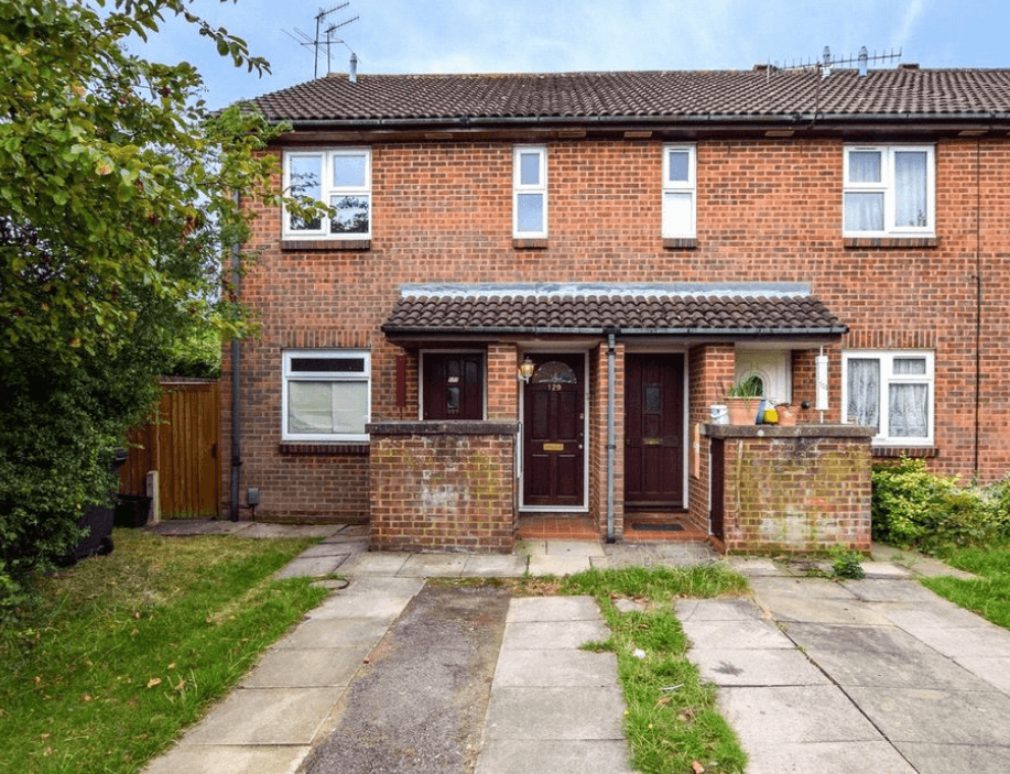 2 bed flat to rent in Ashfield Avenue, Bushey WD23, £1,600 pcm Zoopla