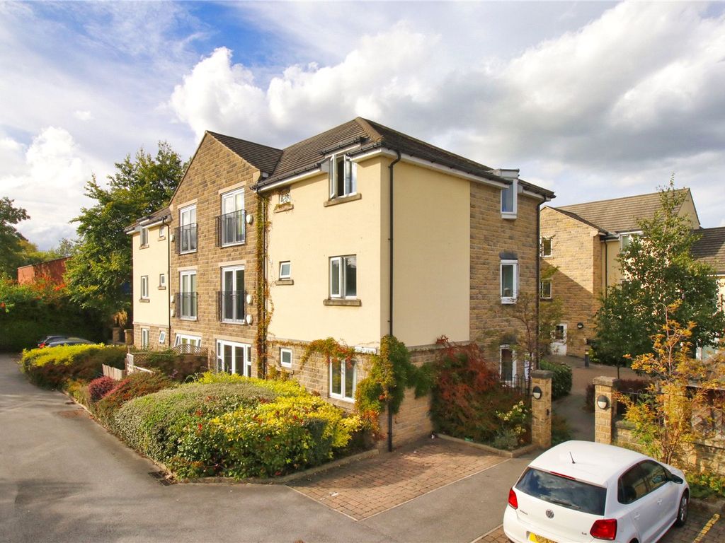 2 bed flat for sale in Station Square, Stanningley, Pudsey, West