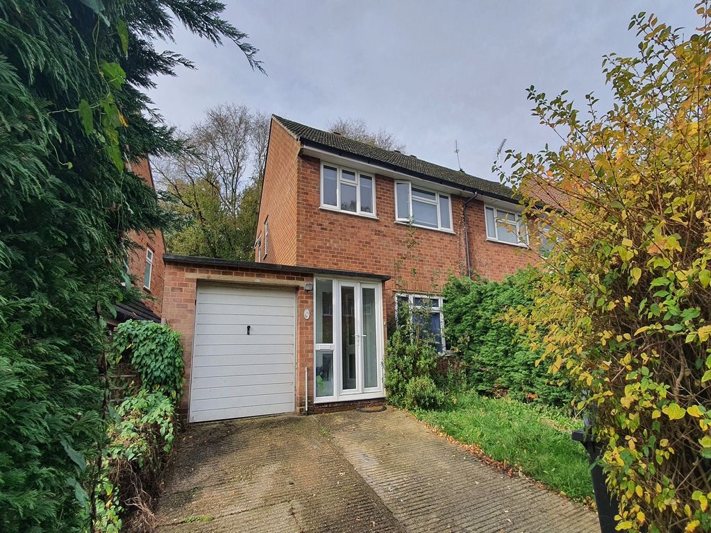 3 bed semidetached house to rent in Sheepfold Lane, Amersham HP7 Zoopla
