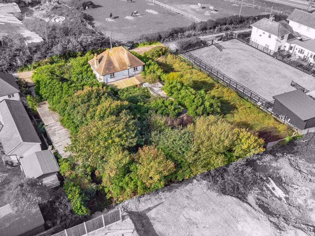 Outlook Avenue, Peacehaven BN10  