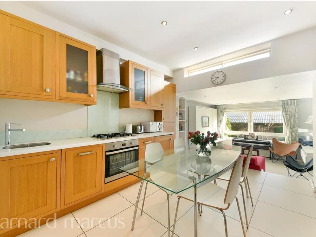 1 bed flat to rent in Ennismore Avenue, Chiswick, London W4, £1,699 pcm