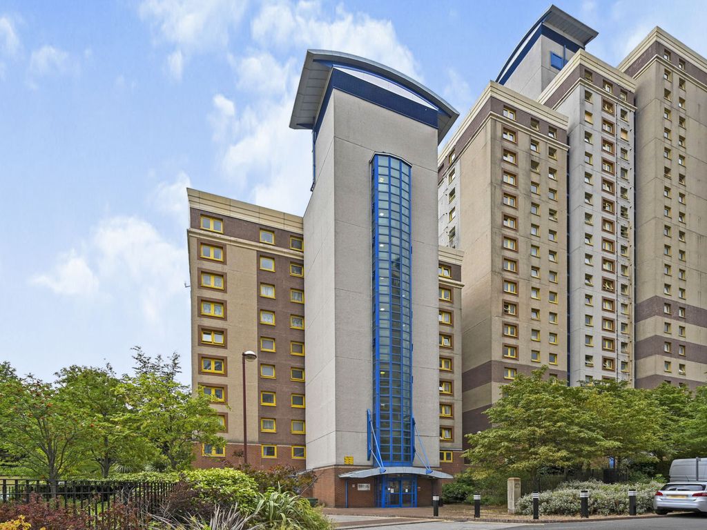 Willow View, Nottingham NG7  