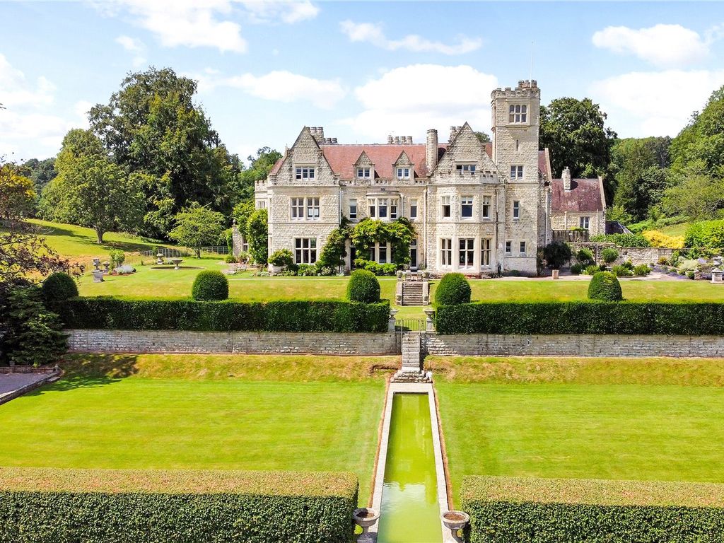 17 bed detached house to rent in Lydney Park Estate, Lydney