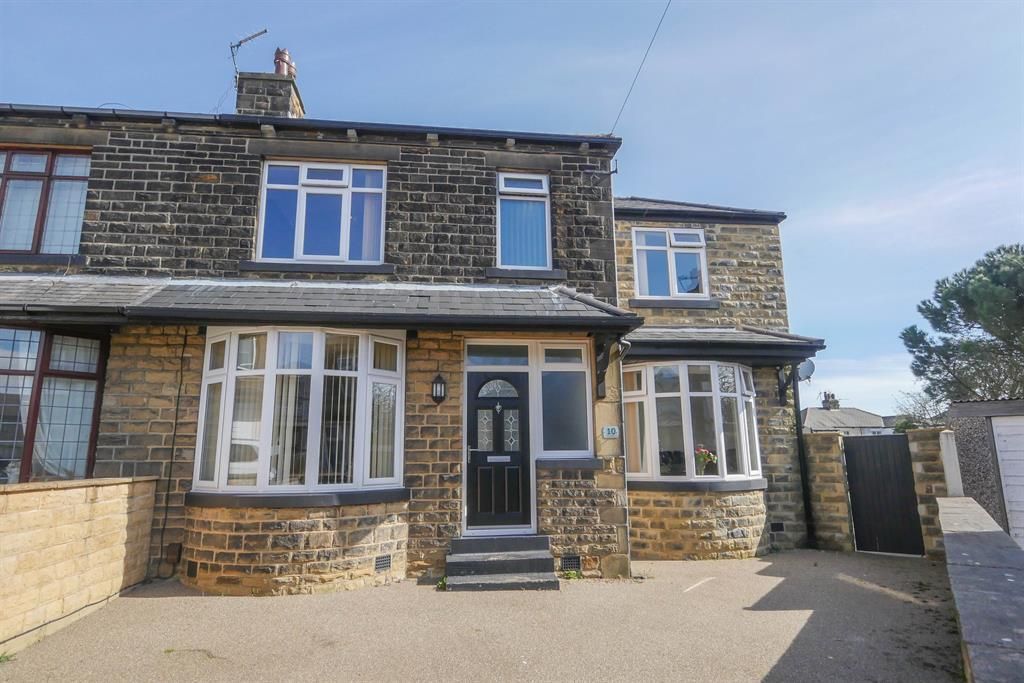 4 bed semidetached house for sale in Duckett Grove, Pudsey LS28 Zoopla