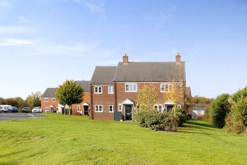 2 bed end terrace house for sale in Barton Field, Gloucester GL2 Zoopla