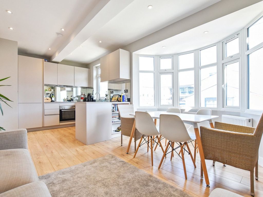 6 bed semidetached house for sale in Robson Avenue, London NW10, £1,250,000 Zoopla