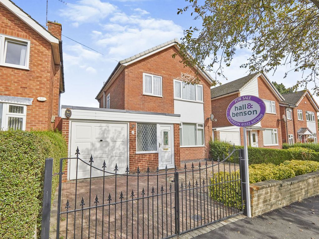 3 bed detached house for sale in Margaret Avenue, Chaddesden, Derby