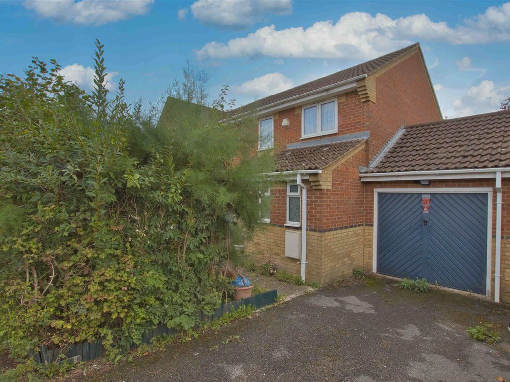 Rutherford Close, Borehamwood WD6