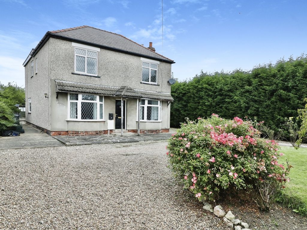 6 bed detached house for sale in Hall Villa Lane, Toll Bar, Doncaster