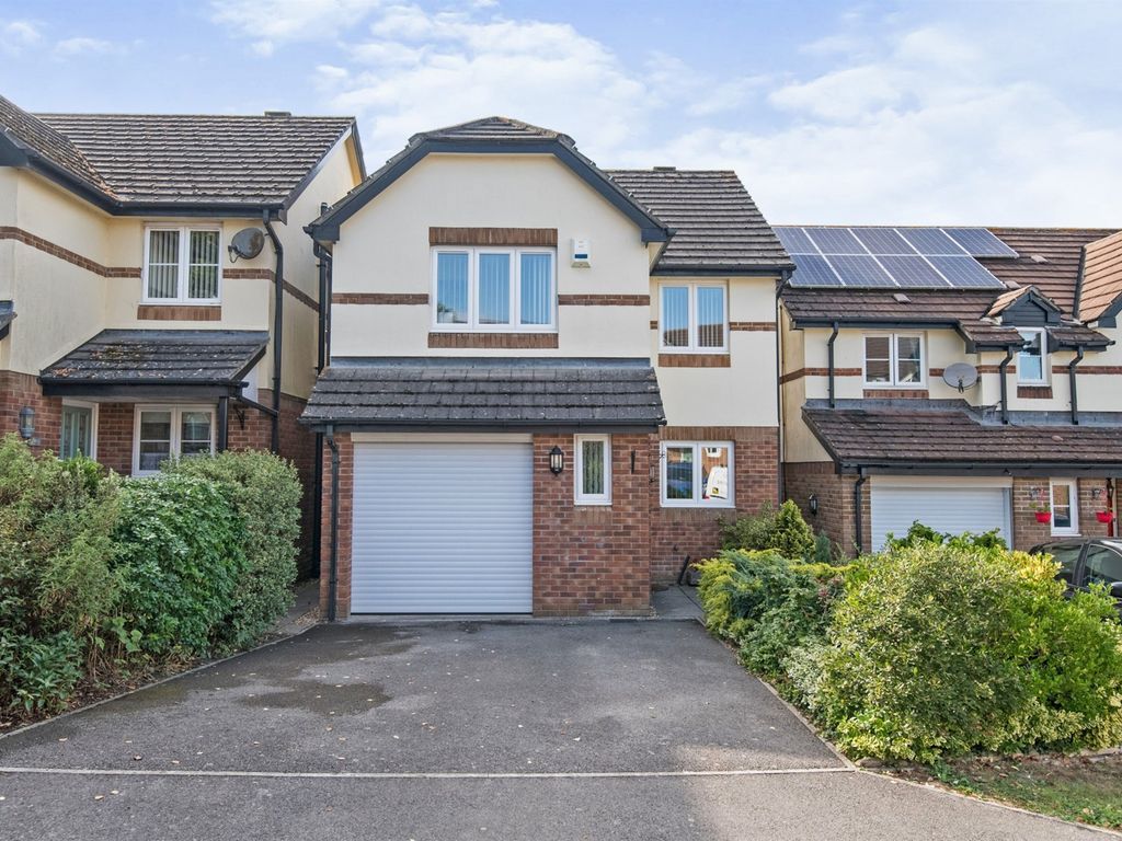 4 bed detached house for sale in Newbery Close, Axminster EX13 Zoopla