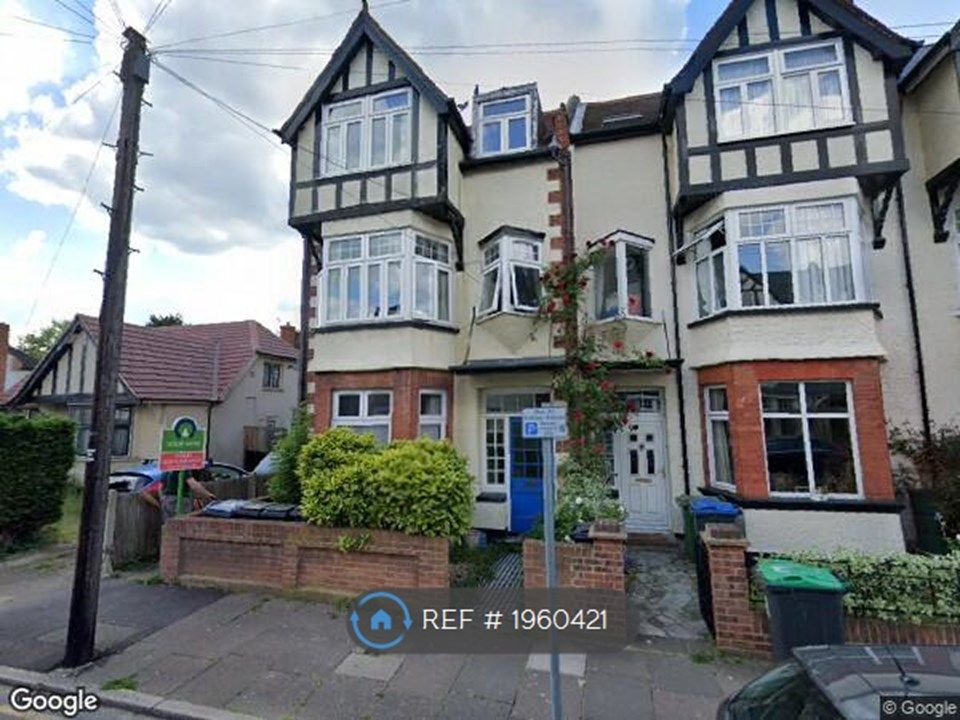 1 bed flat to rent in Guilford Avenue, Surbiton KT5, £1,250 pcm Zoopla
