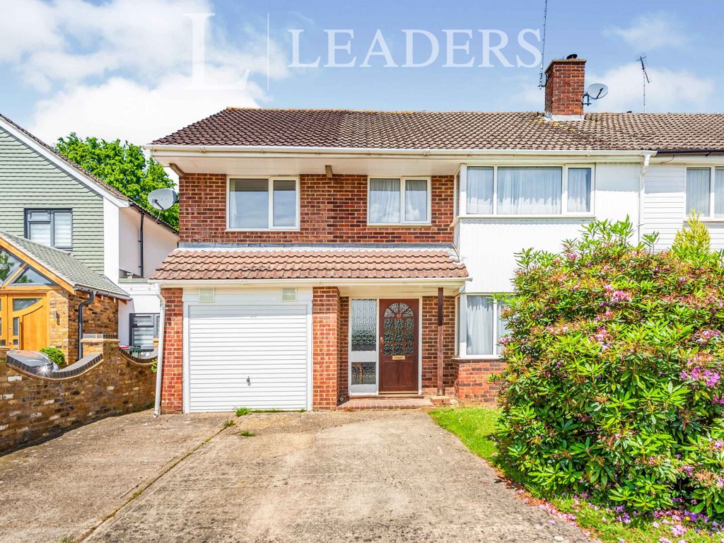 5 bed semidetached house to rent in Arden Road, Crawley RH10 Zoopla