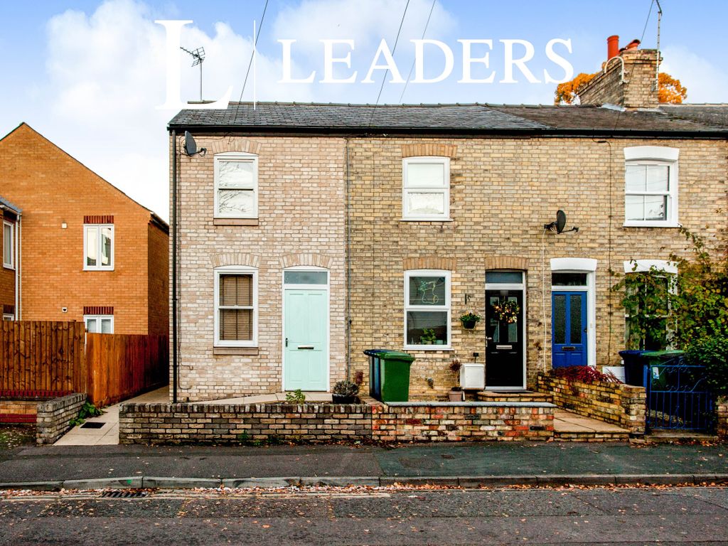 2 bed semidetached house to rent in Stanley Road, Cambridge CB5, £
