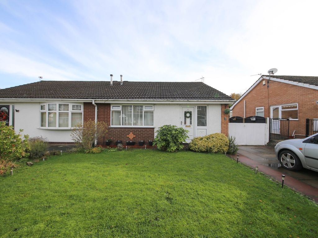 2 bed semidetached bungalow for sale in Wardlow Avenue, Orrell, Wigan