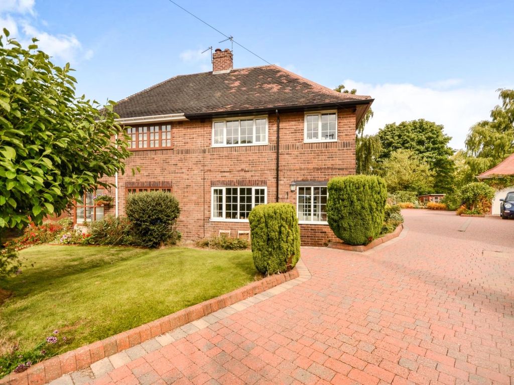 3 bed semidetached house for sale in Moorbank Drive, Crosspool