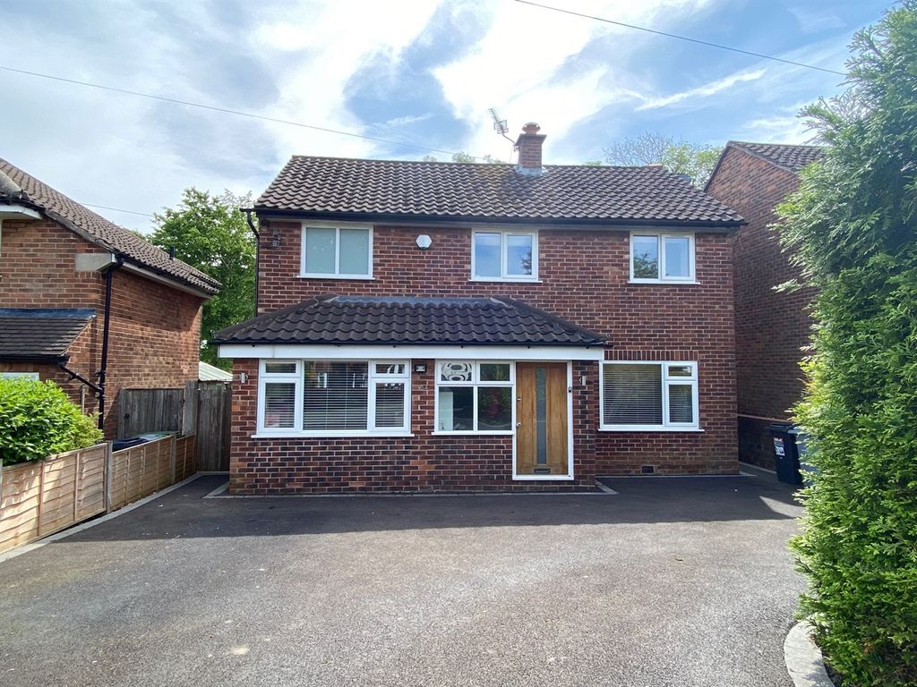 4 bed detached house for sale in Dean Drive, Wilmslow SK9 Zoopla