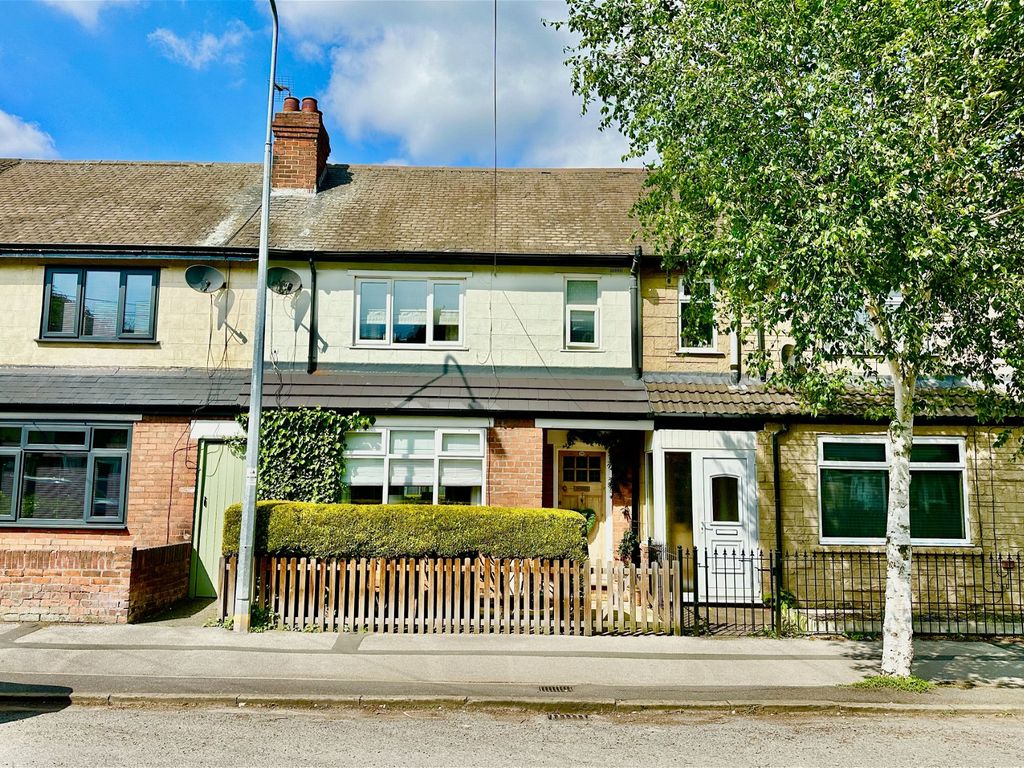 3 bed terraced house for sale in Perth Street West, Hull HU5, £150,000