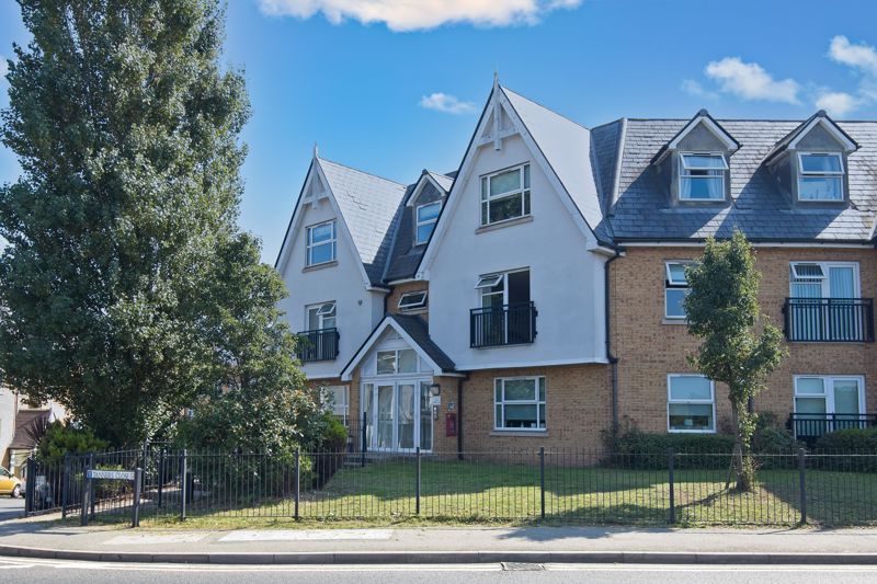 1 bed flat for sale in Tanners Close, Crayford DA1, £215,000 Zoopla