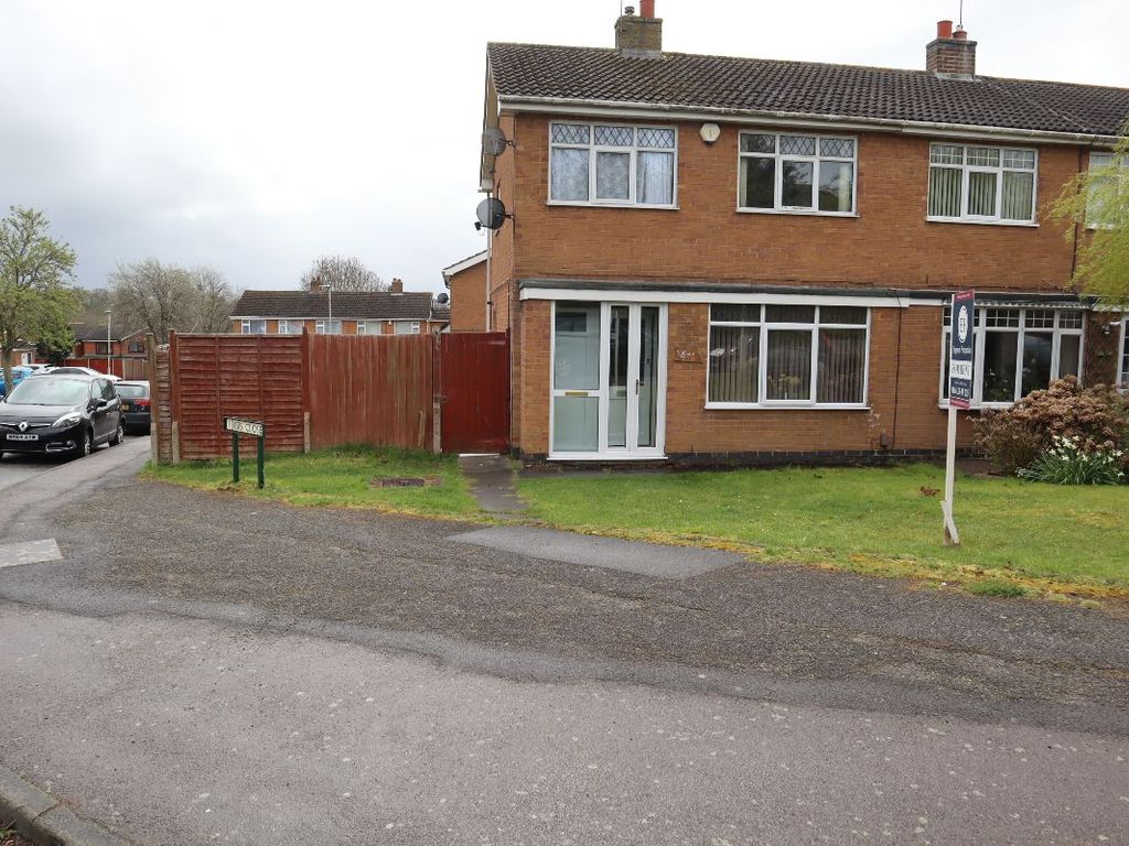 3 bed semidetached house to rent in Waveney Rise, Oadby, Leicester LE2