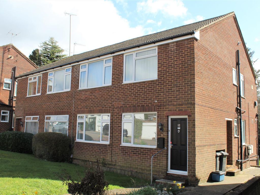 2 bed for sale in St. Vincents Way, Potters Bar EN6 Zoopla