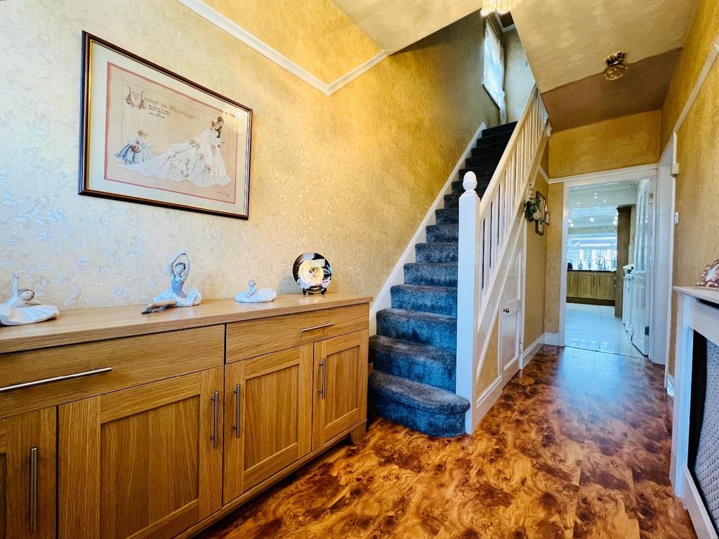 3 bed semidetached house for sale in Lansdowne Road, Middlesbrough TS4