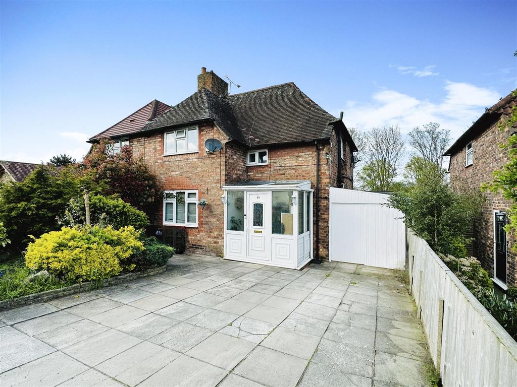 3 bed semidetached house for sale in Cromwell Road, Northwich CW8 Zoopla