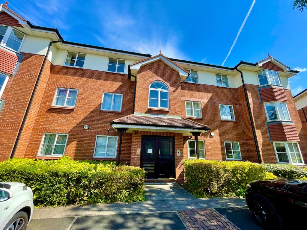 2 bed flat for sale in Birchgrove Close, Bolton, Lancashire BL3 Zoopla