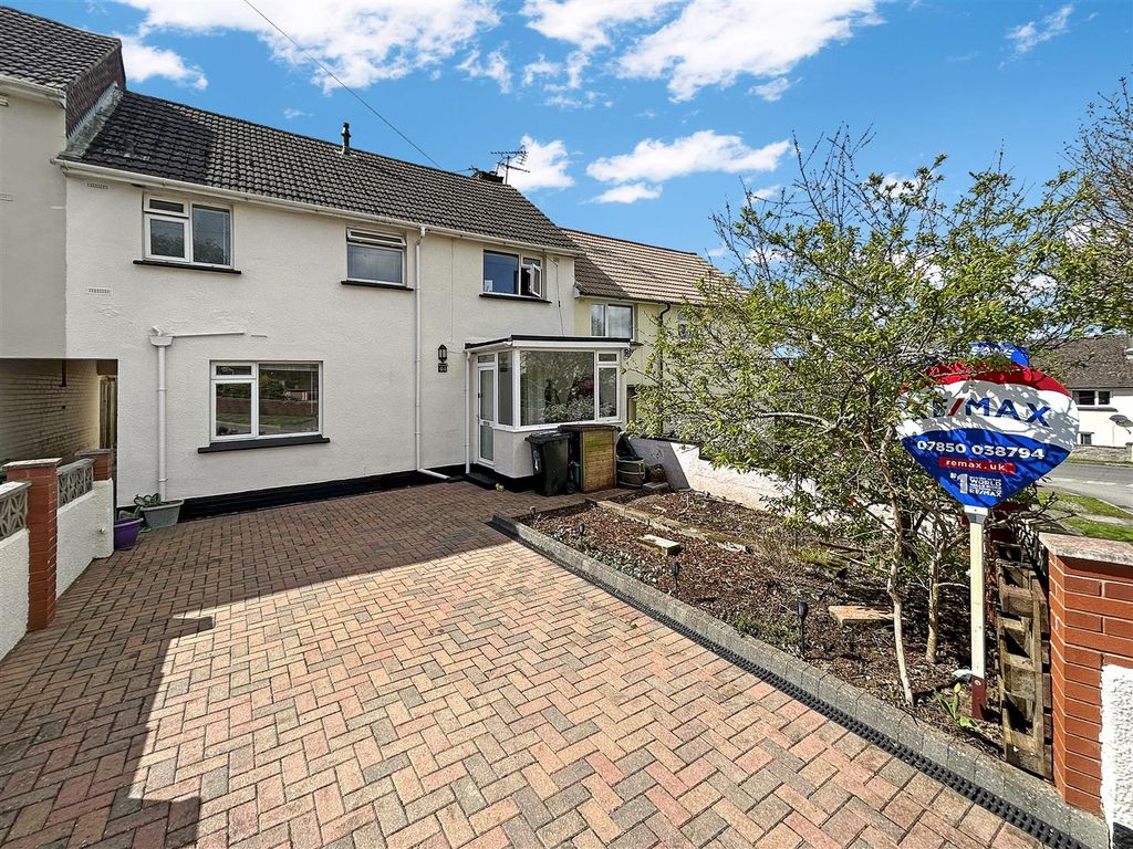 3 bed property for sale in Flete Avenue, Newton Abbot TQ12 Zoopla