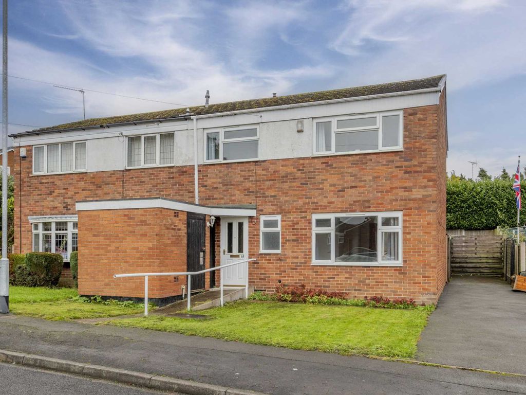 3 bed semidetached house for sale in Lynn Avenue, Talke ST7, £170,000