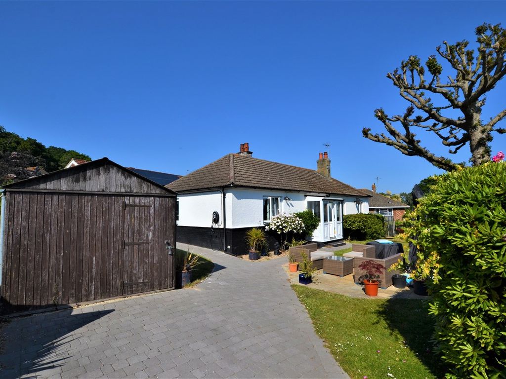3 bed detached bungalow for sale in Beech Close, BexhillOnSea TN39, £
