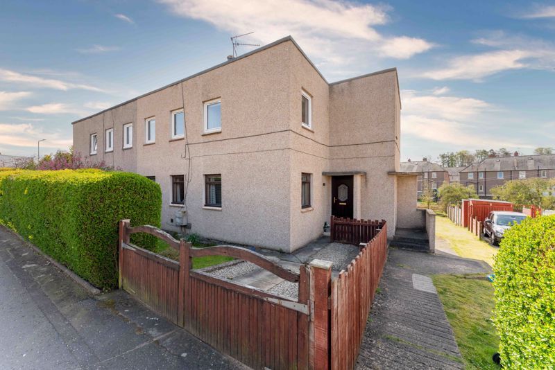 2 bed flat for sale in Wedderburn Street, Dunfermline KY11 Zoopla