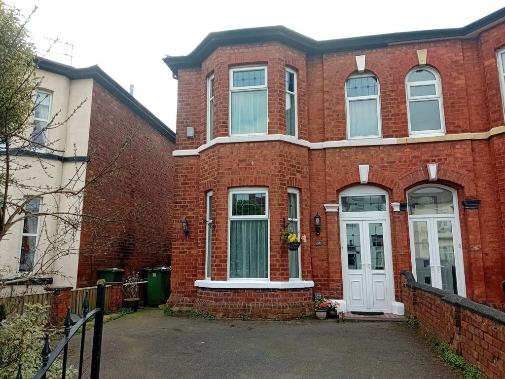 4 bed property for sale in Southbank Road, Southport PR8, £260,000 Zoopla