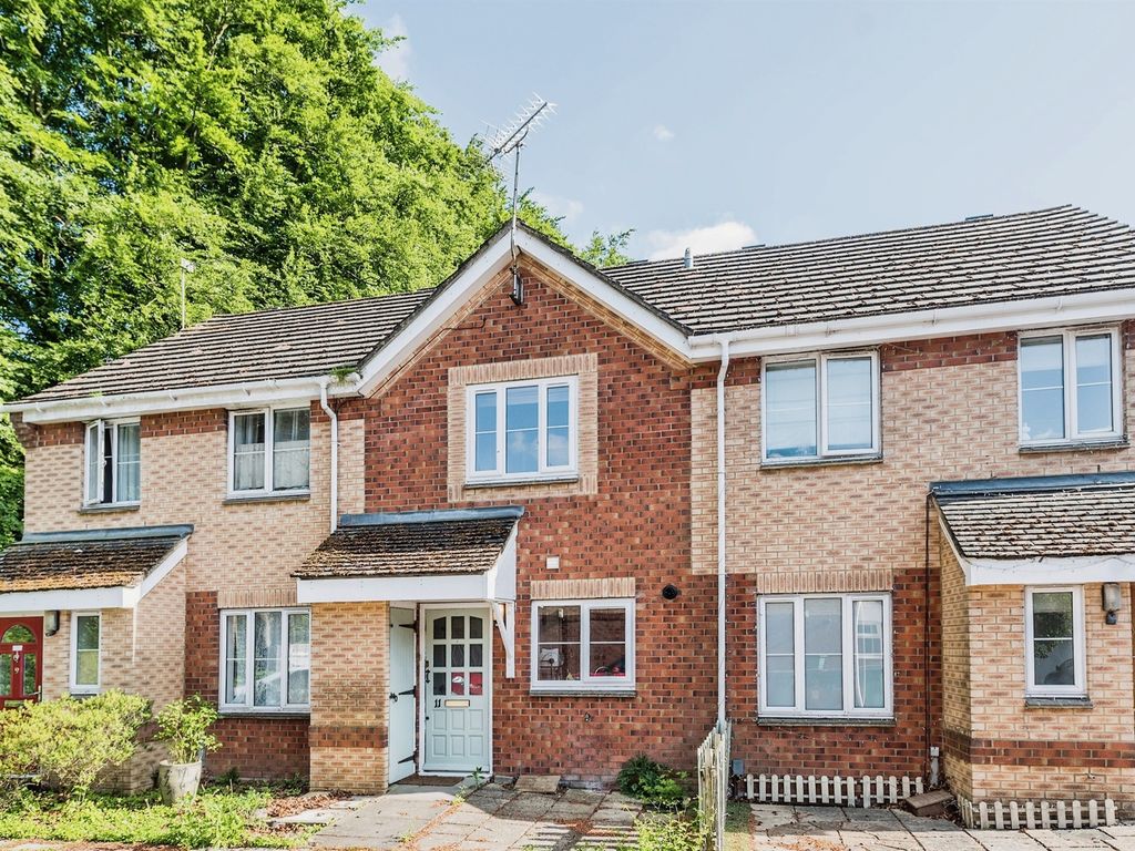 2 bed terraced house for sale in Florence Way, Basingstoke RG24 Zoopla