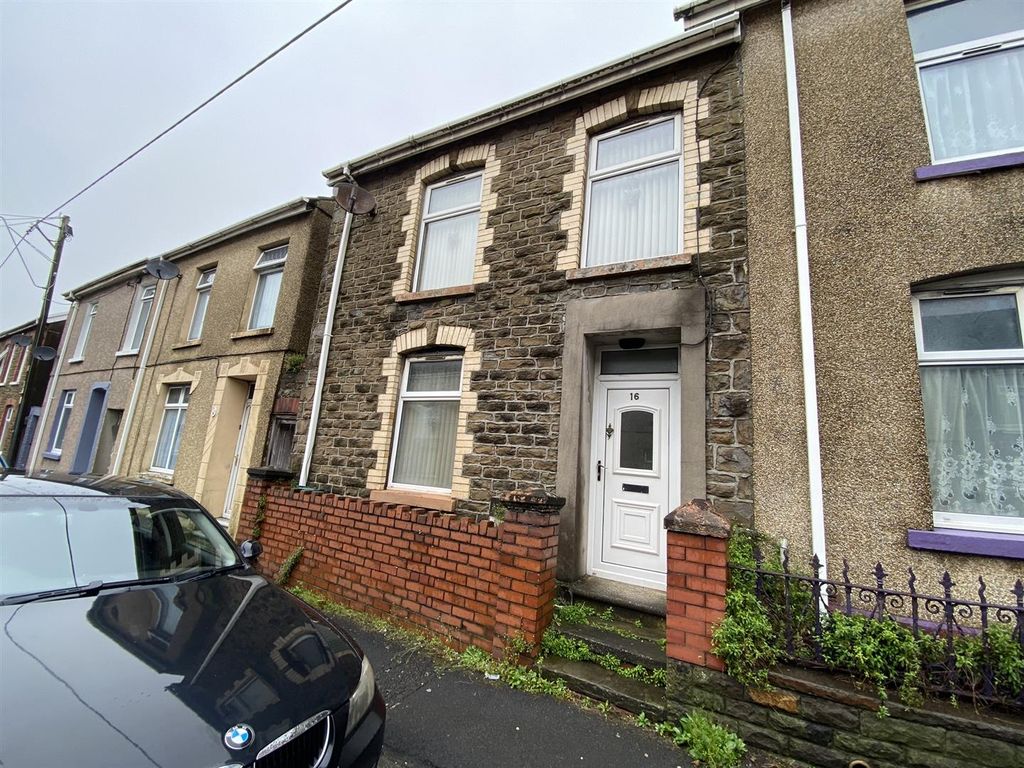 3 bed end terrace house for sale in Pemberton Road, Pemberton, Llanelli