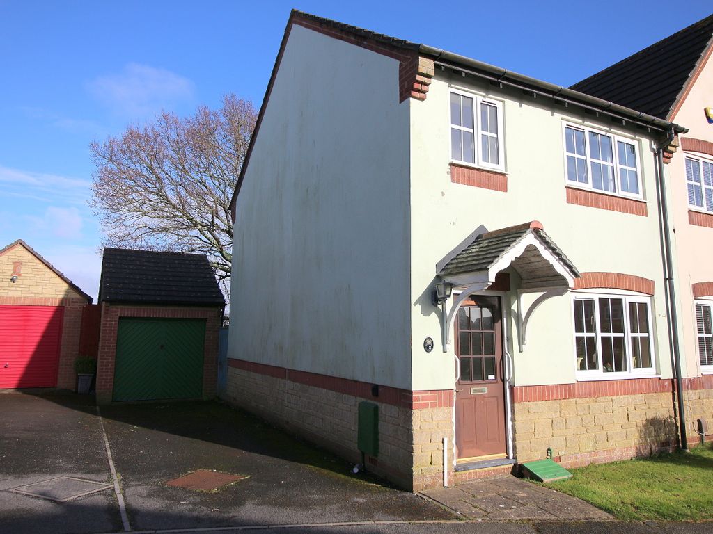 3 bed semidetached house for sale in Clover Walk, Latchbrook, Saltash