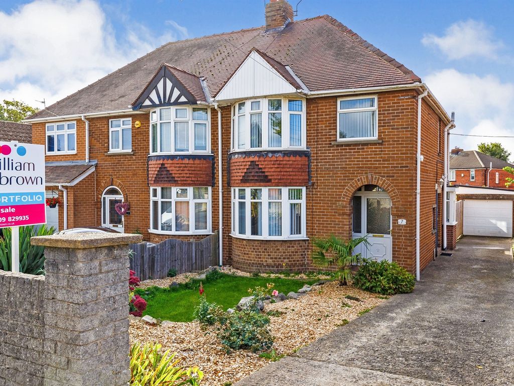 3 bed semidetached house for sale in Hollings Lane, Ravenfield