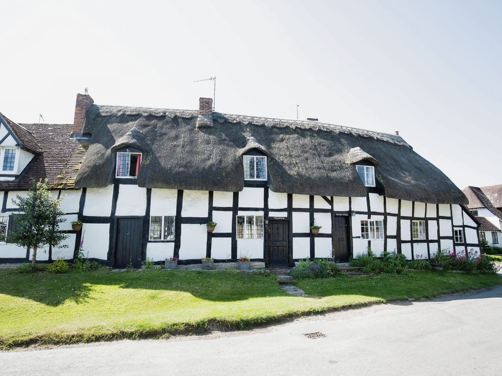 2 bed terraced house for sale in Church Street, Welford On Avon