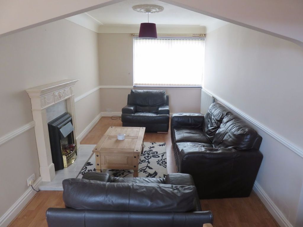 3 bed terraced house to rent in Farnworth Street, Kensington, Liverpool