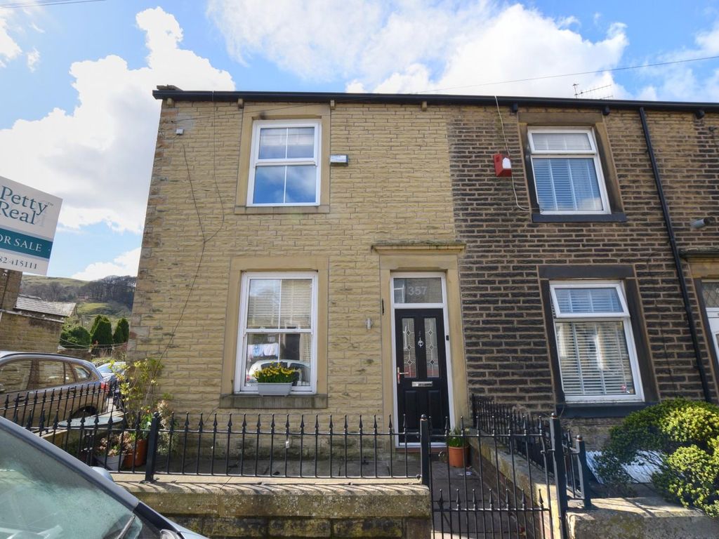 3 bed end terrace house for sale in Burnley Road, Cliviger, Burnley