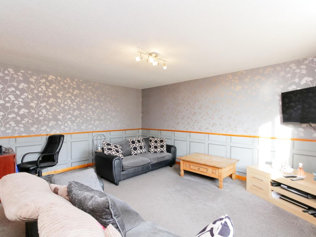 3 bed terraced house for sale in Manse Road, Elgin IV30 Zoopla
