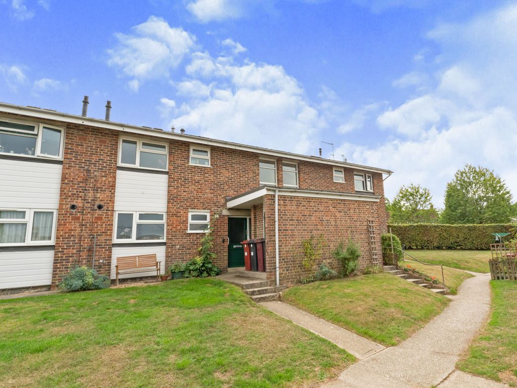 1 bed flat for sale in Taylors Field, Midhurst GU29 Zoopla