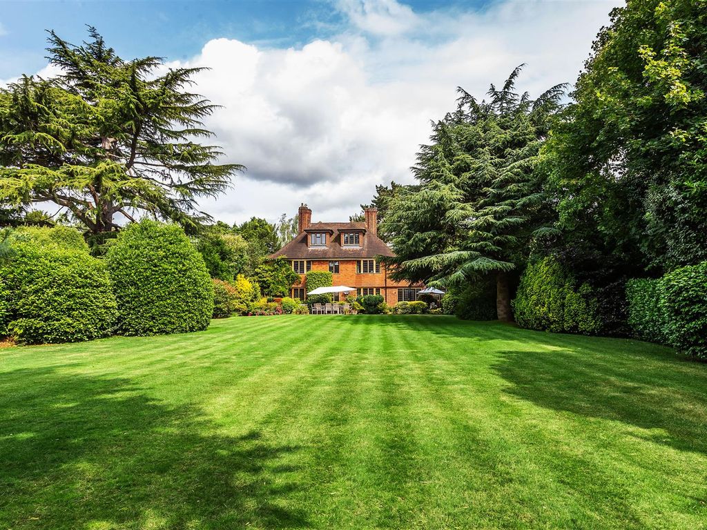 5 bed detached house for sale in Warren Park, Coombe, Kingston Upon