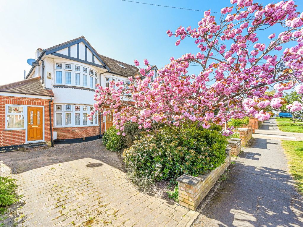 4 bed semidetached house for sale in Beresford Avenue, Surbiton KT5