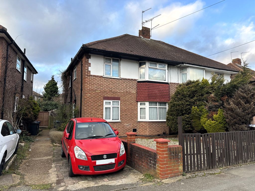 2 bed for sale in Eastcote Lane, Northolt UB5, £285,000 Zoopla