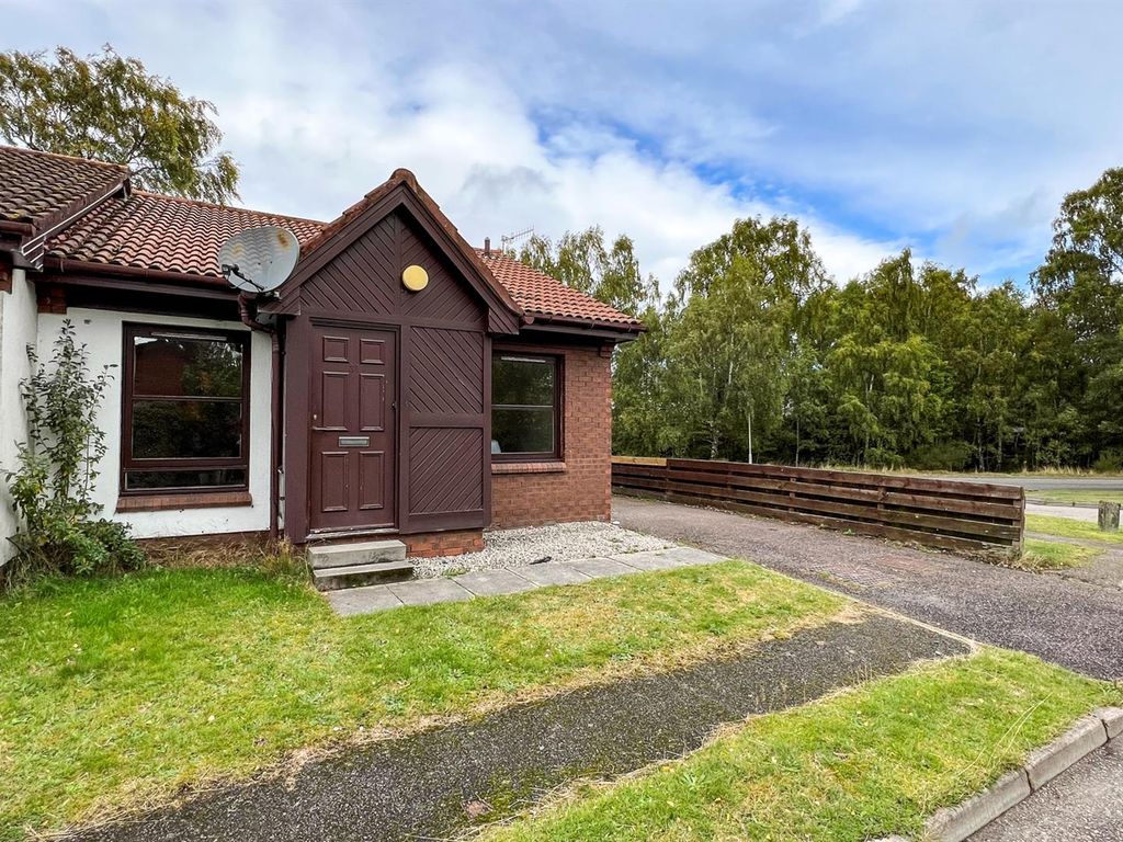 2 bed semidetached bungalow for sale in Dalnabay, Silverglades