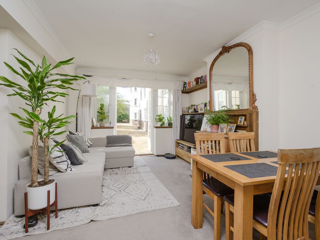 1 bed flat to rent in Spencer Court, West Wimbledon SW20 Zoopla