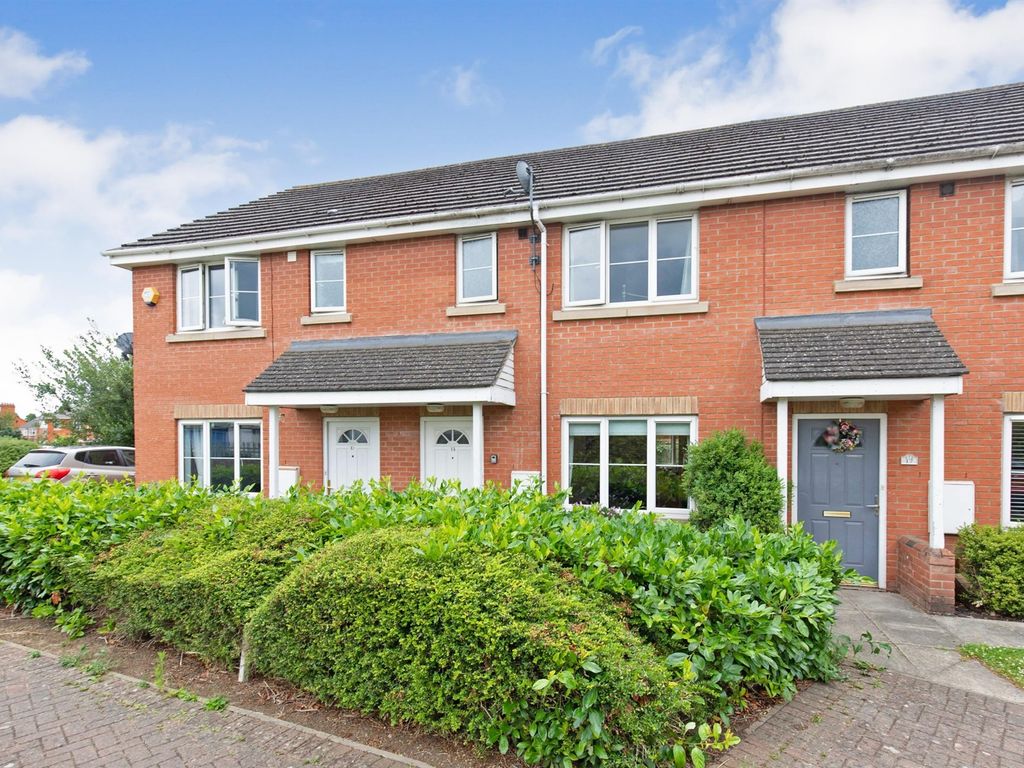 3 bed end terrace house for sale in Lyttleton Road, Northampton NN5 Zoopla