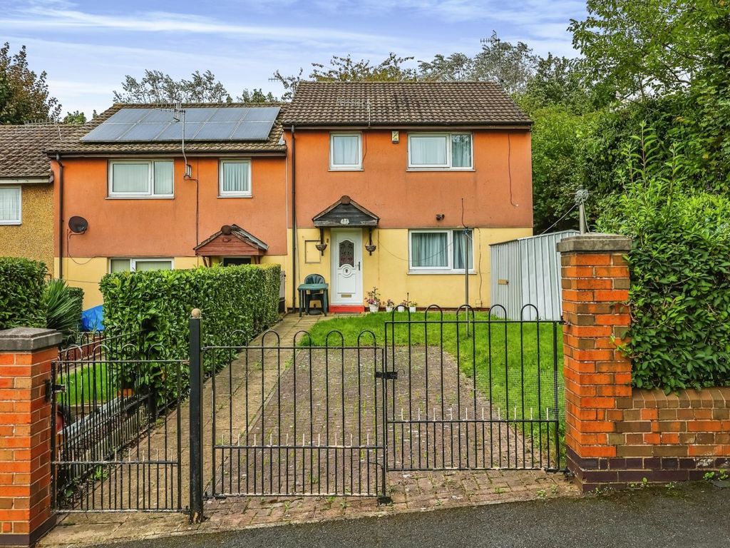 3 bed semidetached house for sale in Wadhurst Gardens, Nottingham NG3