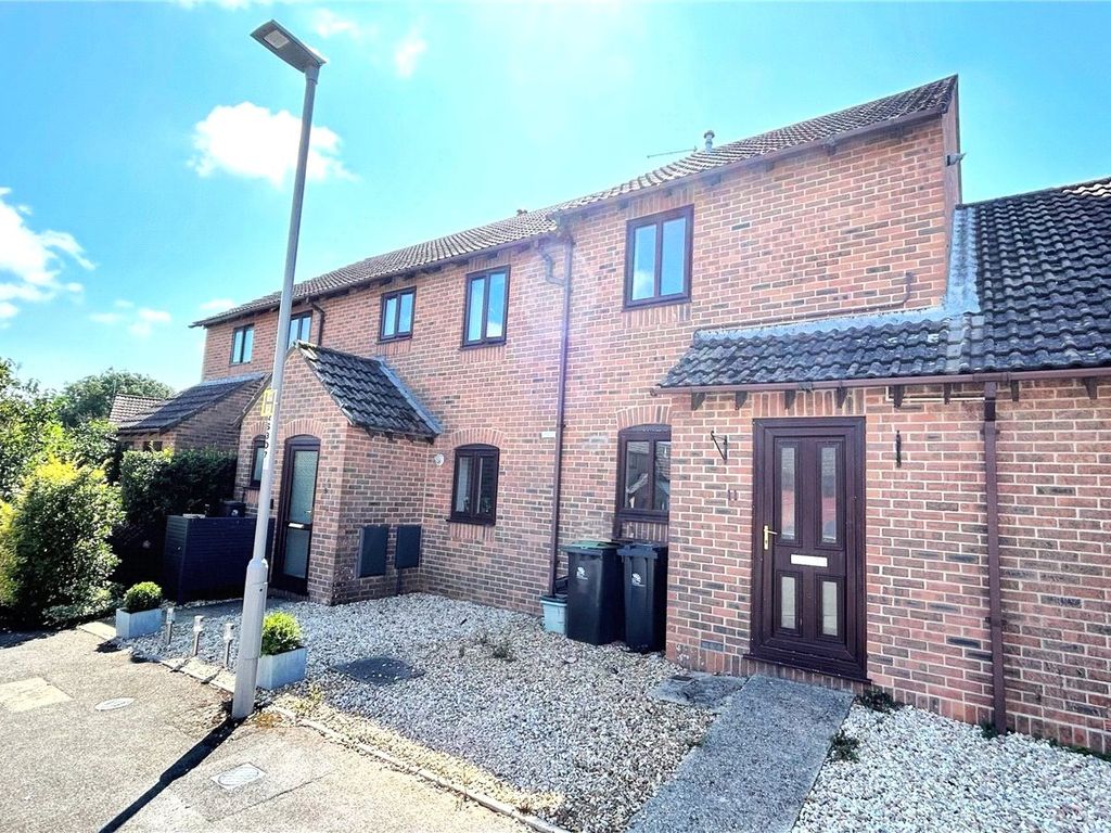 2 bed terraced house to rent in St Martins Close, Broadmayne