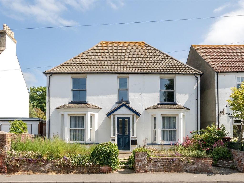 4 bed detached house for sale in East Street, Selsey, Chichester PO20